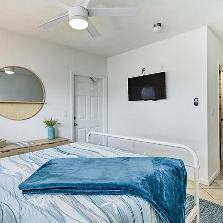 Merritt Island Home Fire Pit And Canal Access! Экстерьер фото