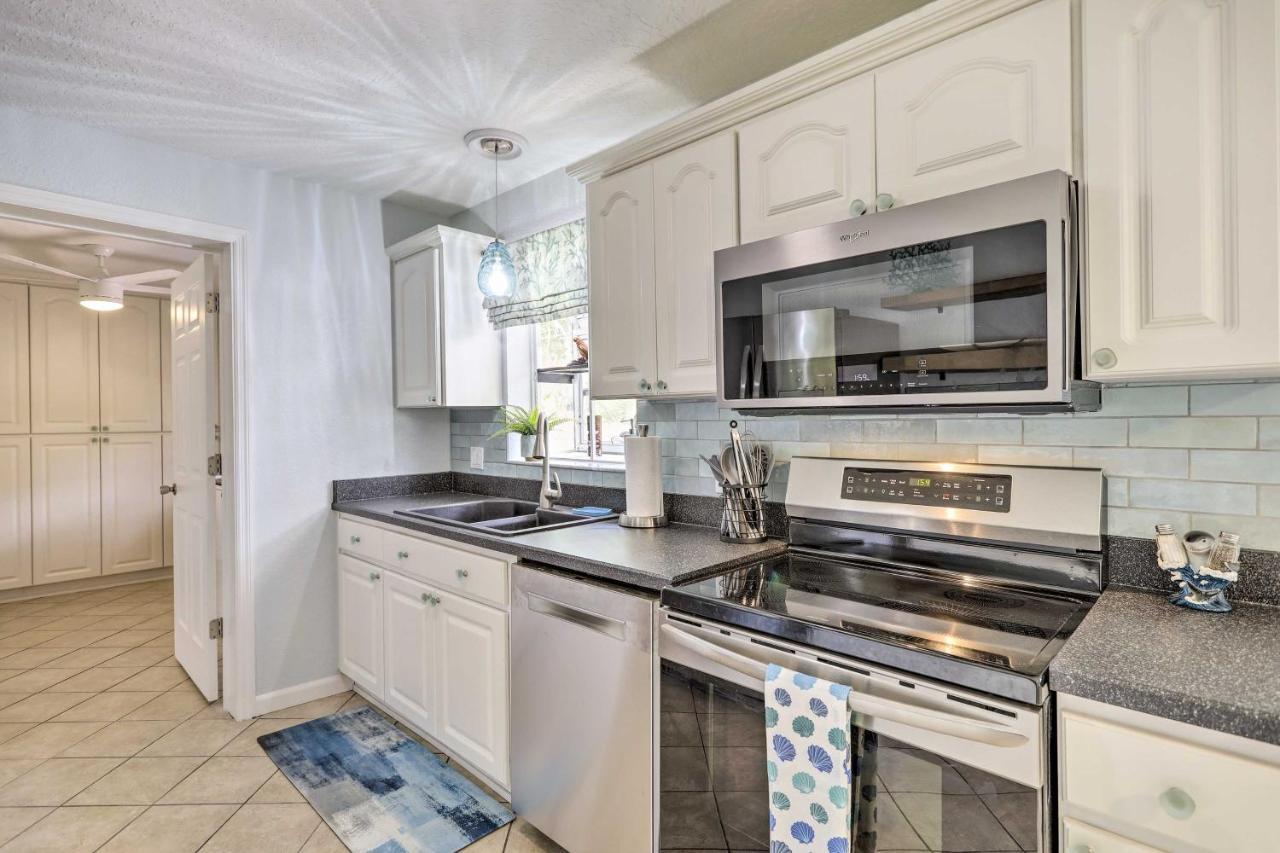 Merritt Island Home Fire Pit And Canal Access! Экстерьер фото