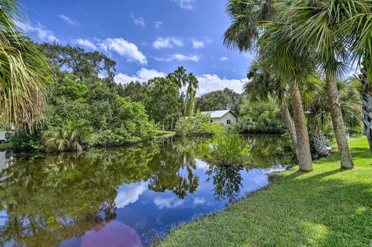 Merritt Island Home Fire Pit And Canal Access! Экстерьер фото