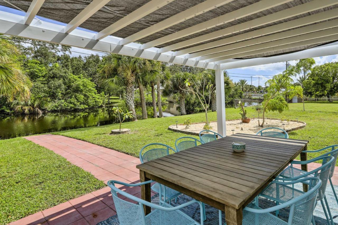 Merritt Island Home Fire Pit And Canal Access! Экстерьер фото